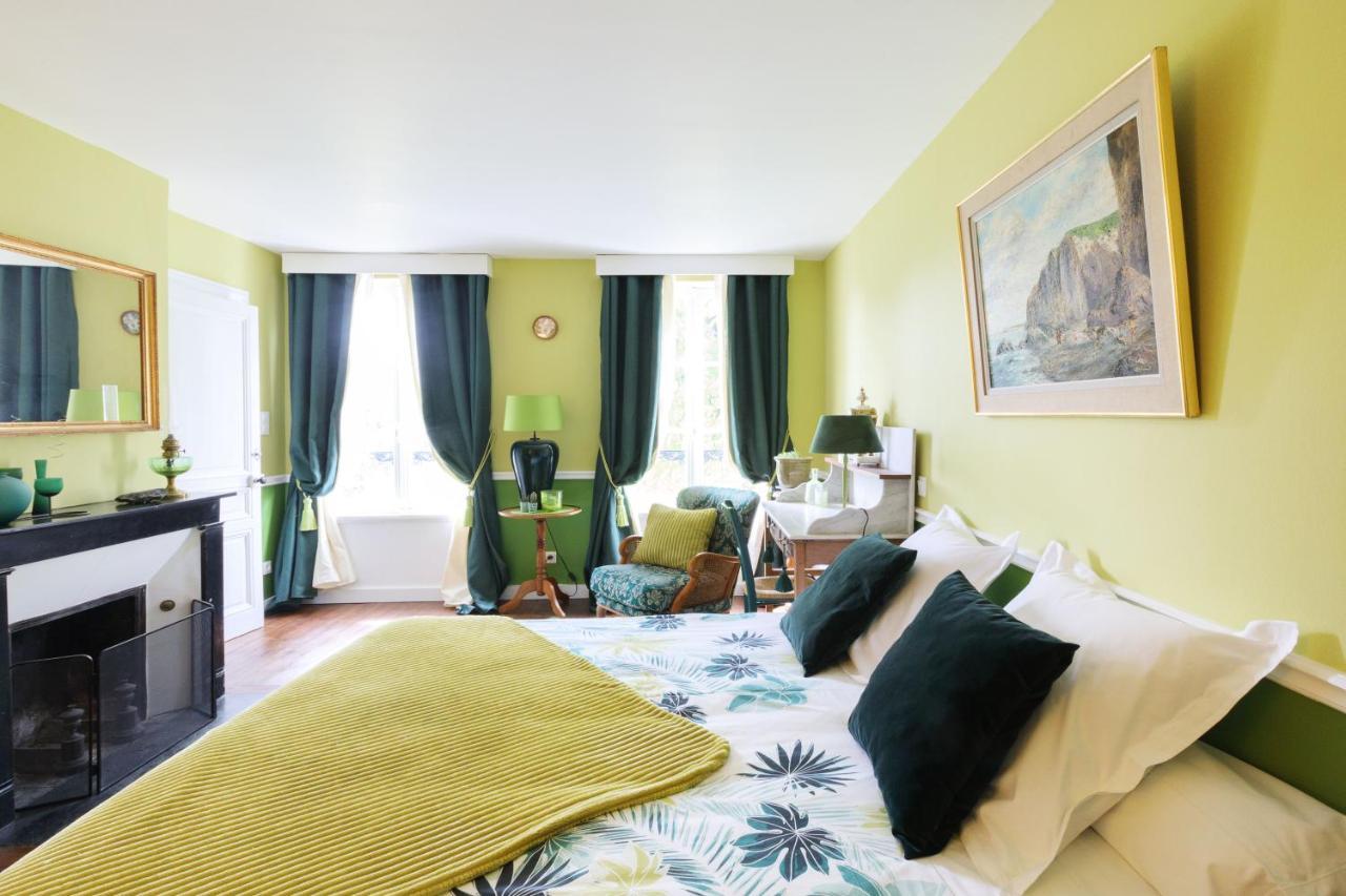 Hotel Manoir Du Clap La Cerlangue Esterno foto